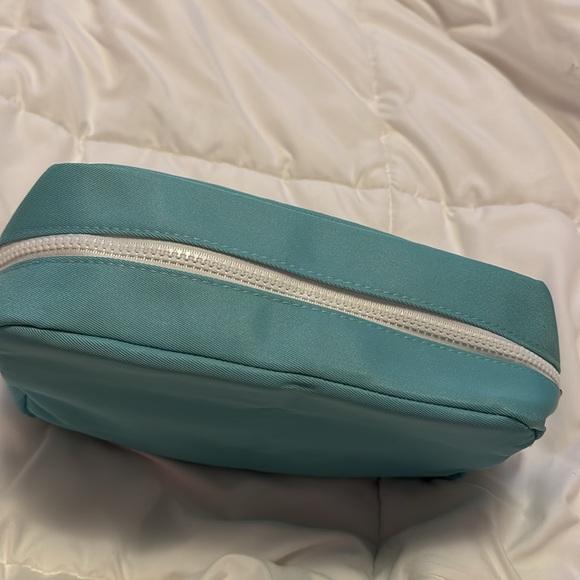 GRWM Teal Blue Monogrammed Cosmetic Travel Pouch Bag - Picture 5 of 5